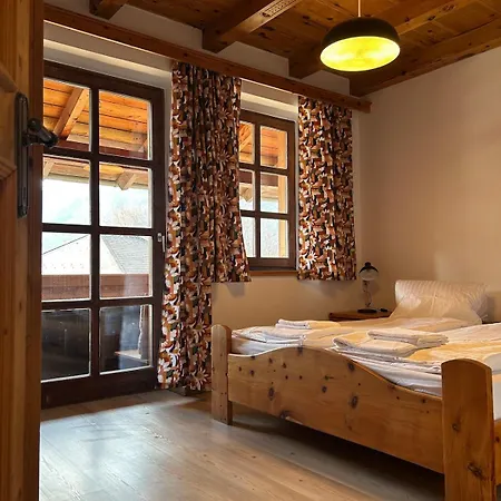 Hoef Hof - Traditional Cozy Mountain House With View And Garden Holiday home Sankt Michael im Lungau