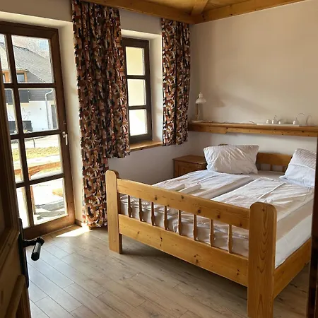 Hoef Hof - Traditional Cozy Mountain House With View And Garden