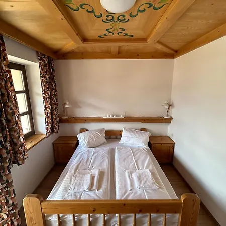 Hoef Hof - Traditional Cozy Mountain House With View And Garden Holiday home *